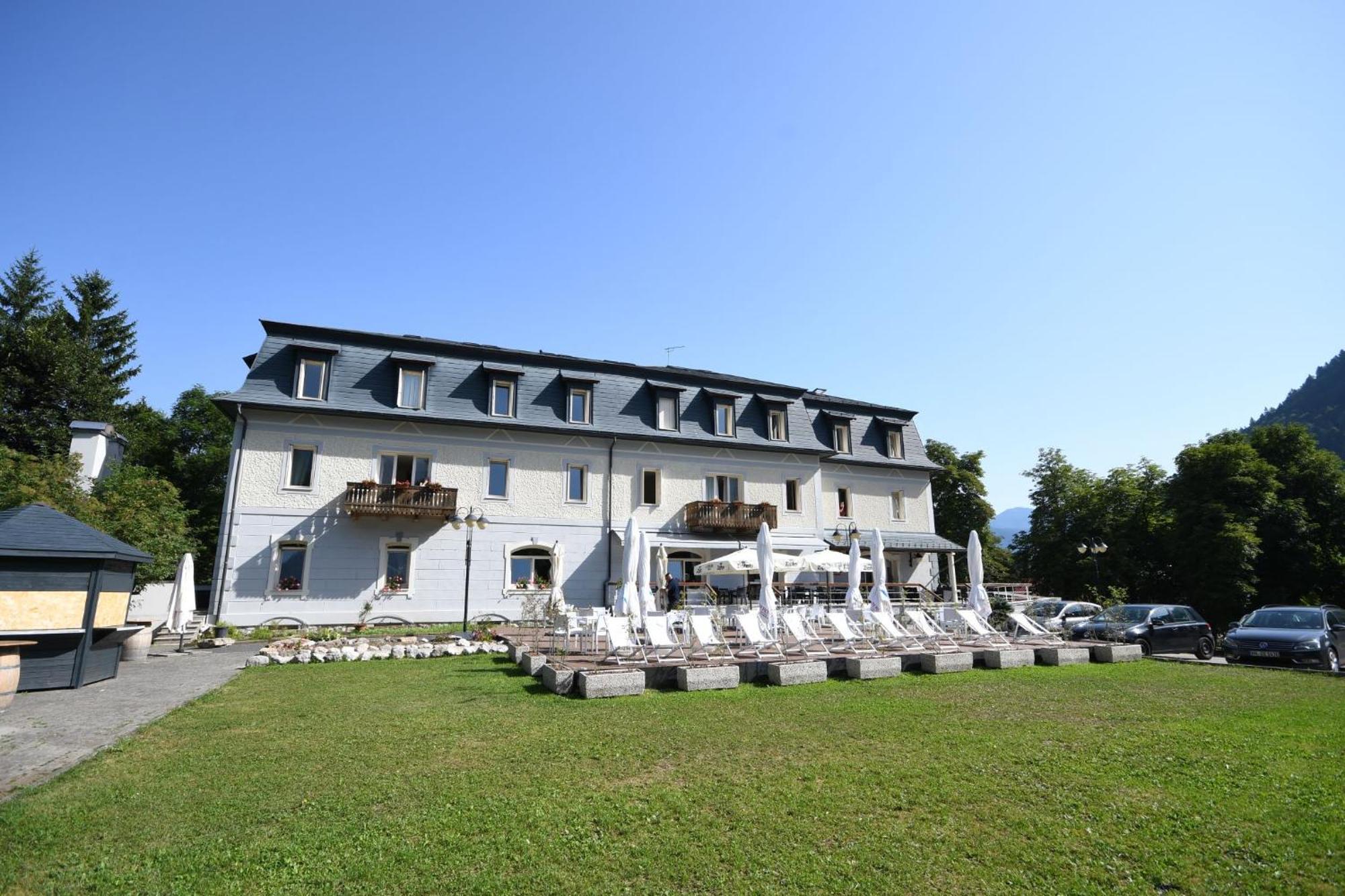 Hotel Saisera Valbruna Exterior photo