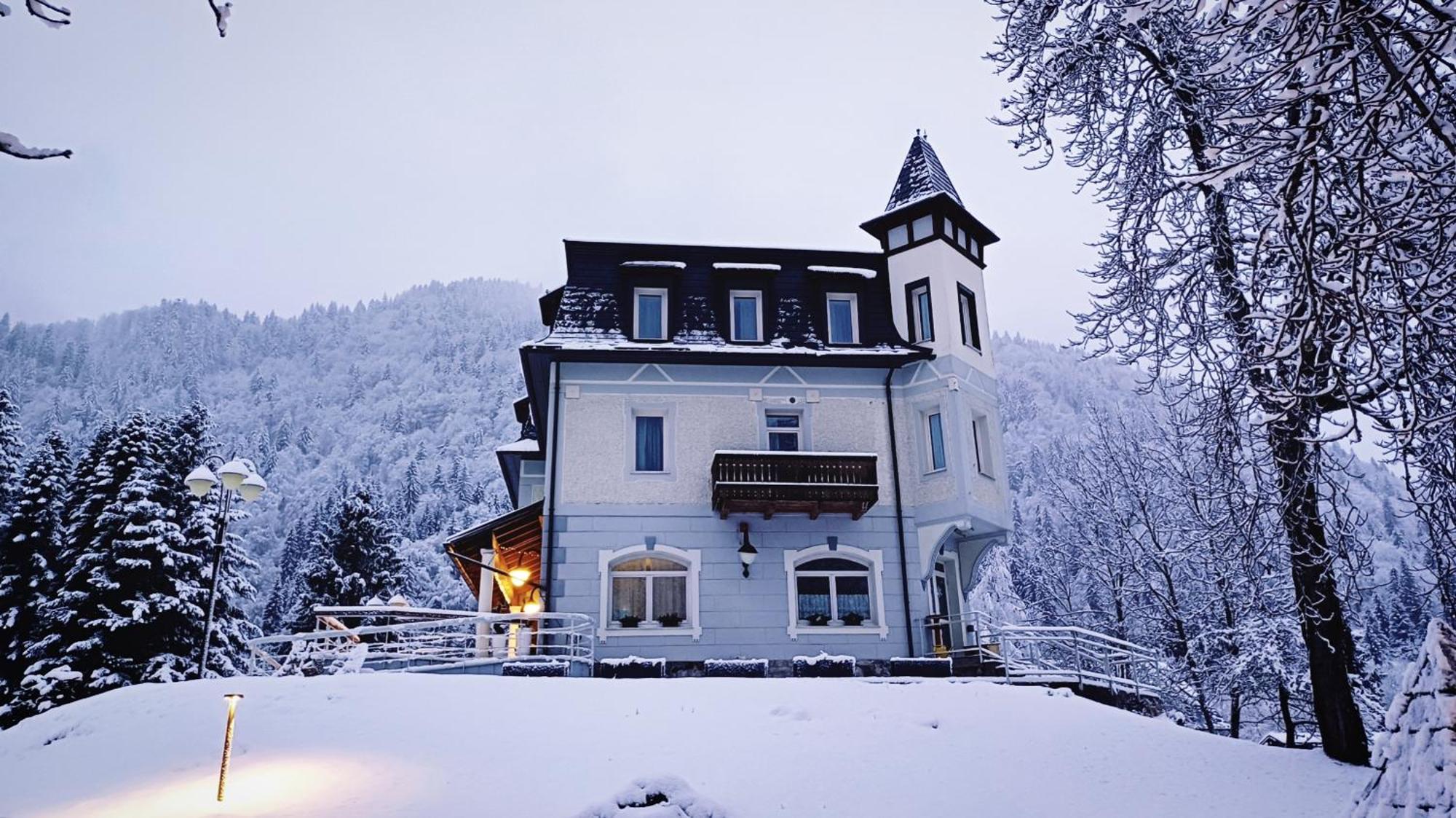 Hotel Saisera Valbruna Exterior photo